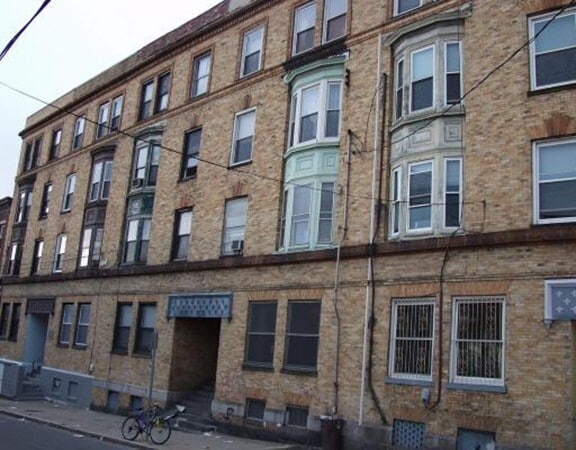9 Linden St