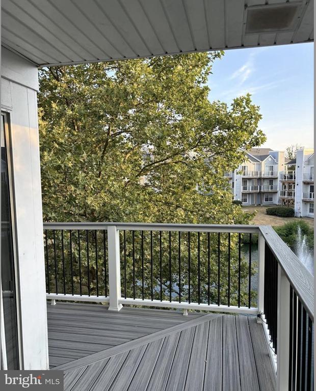 property at 20579 Snowshoe Square