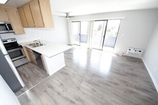 Amherst Heights, LLC in Los Angeles, CA - Building Photo
