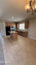 10004 W Raymond St in Tolleson, AZ - Building Photo - Building Photo