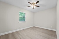 8129 Linda Vista Rd photo'