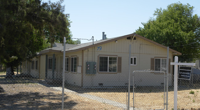 79 Bayview Ave in Pittsburg, CA - Building Photo - Building Photo