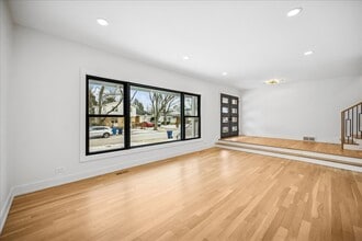 626 Barberry Rd in Highland Park, IL - Building Photo - Building Photo