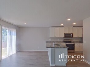 2124 Southlea Dr in Inman, SC - Building Photo - Building Photo