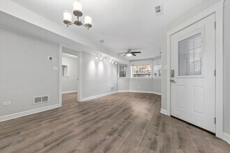 3255 W Leland Ave in Chicago, IL - Building Photo - Building Photo