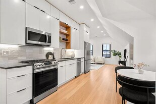 93 Cowper St, Unit 3 in Boston, MA - Building Photo