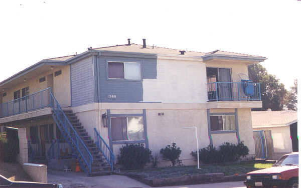 1506 Lomita Blvd in Harbor City, CA - Foto de edificio