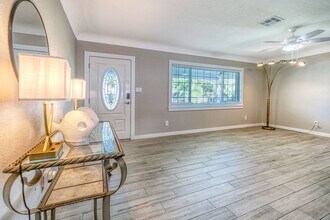 9796 52nd Terrace N in St. Petersburg, FL - Building Photo - Building Photo