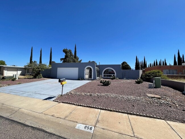 property at 956 Ocotillo Dr