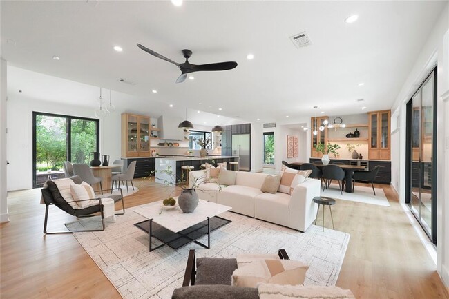 property at 5510 Harvest Oak Landing Dr
