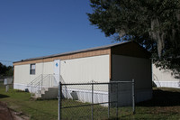 1125 Monroe Rd in Winter Haven, FL - Foto de edificio - Building Photo