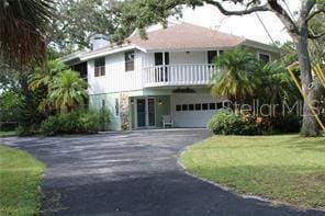 property at 5828 Oakhurst Dr