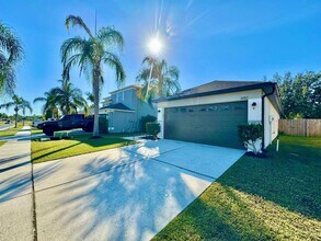 30912 Bridgegate Dr in Wesley Chapel, FL - Building Photo - Building Photo