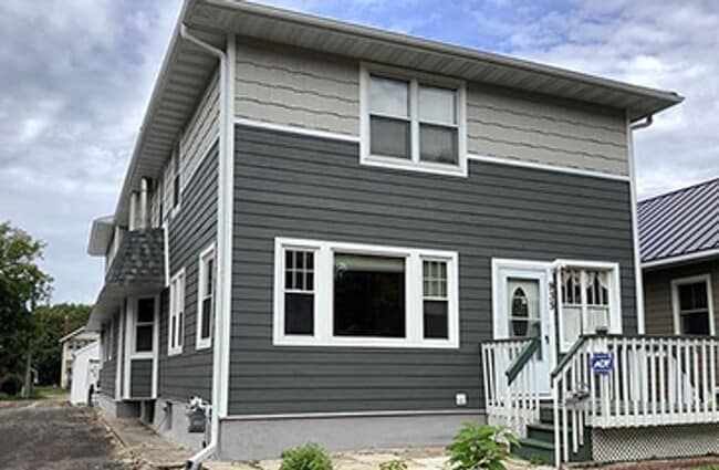 935 18th Ave SE in Minneapolis, MN - Building Photo - Building Photo