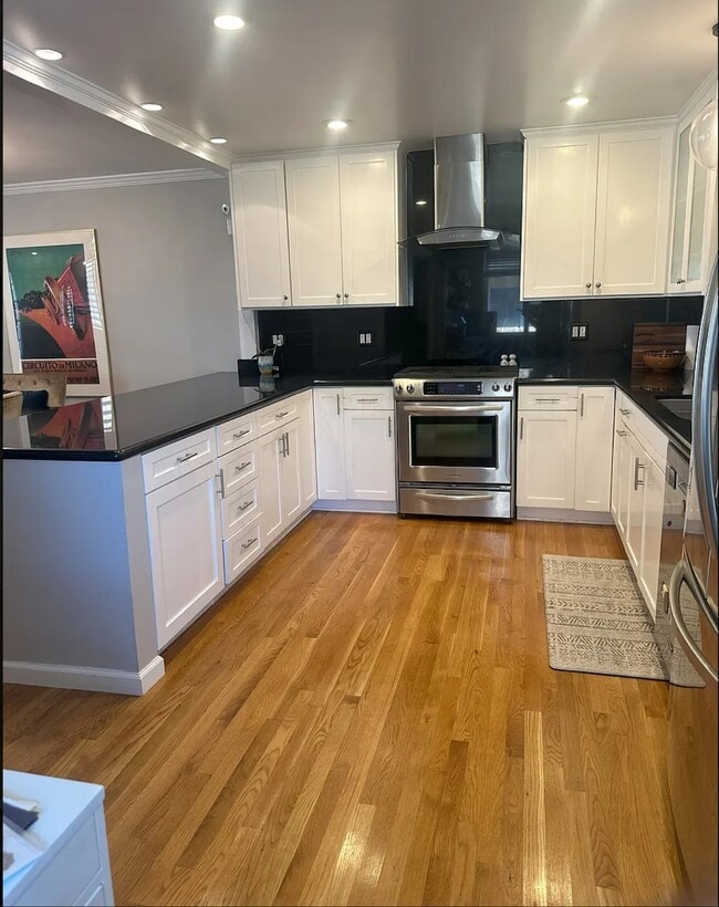 11662 Iowa Ave in Los Angeles, CA - Building Photo - Building Photo