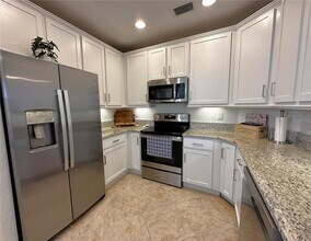14073 Black Beauty Dr, Unit 3072 in Punta Gorda, FL - Building Photo - Building Photo
