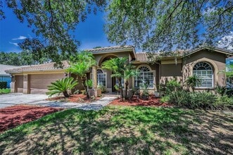 1516 E Lake Woodlands Pkwy in Oldsmar, FL - Building Photo - Building Photo