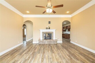 13427 Meadow Ridge in Fayetteville, AR - Foto de edificio - Building Photo