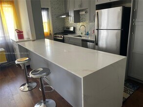 15 NW 204th St in Miami, FL - Building Photo - Building Photo