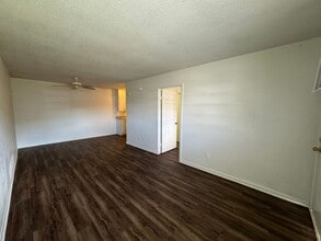 505 Sunset Ln, Unit Apt. D in Copperas Cove, TX - Building Photo - Building Photo