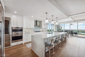 13925 Old Coast Rd in Naples, FL - Building Photo - Building Photo