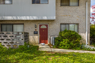 Westtown Mews in West Chester, PA - Building Photo - Building Photo