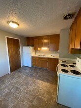 1-1005-1002 S 11th Ave in Yakima, WA - Building Photo - Building Photo