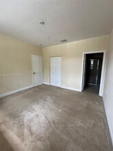 950 SW 147th Ave, Unit 2611 in Pembroke Pines, FL - Building Photo - Building Photo