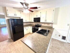 122 W Lake Cir in Madison, AL - Building Photo - Building Photo