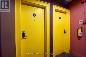 595 St Clair Ave W in Toronto, ON - Building Photo - Building Photo