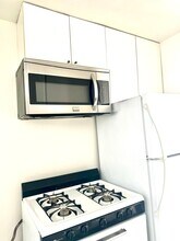 13429 Beach Ave, Unit 13429 in Marina Del Rey, CA - Foto de edificio - Building Photo