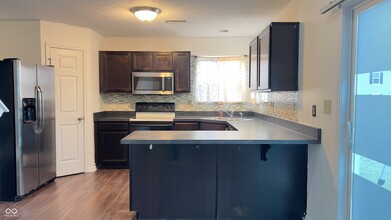 7539 Firecrest Ln in Indianapolis, IN - Building Photo - Building Photo