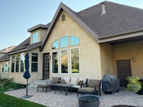 870 Healey Homestead Cir in Alpine, UT - Building Photo - Building Photo