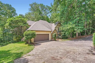110 Boulder Dr in Roswell, GA - Building Photo - Building Photo