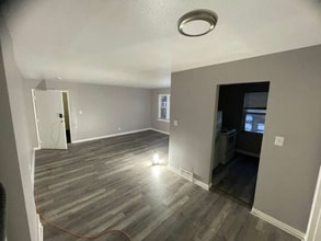 13984 Superior Rd in East Cleveland, OH - Building Photo - Building Photo