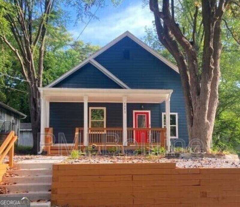 1321 Bridges Ave SW in Atlanta, GA - Building Photo