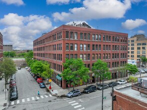 845 W Van Buren St in Chicago, IL - Foto de edificio - Building Photo
