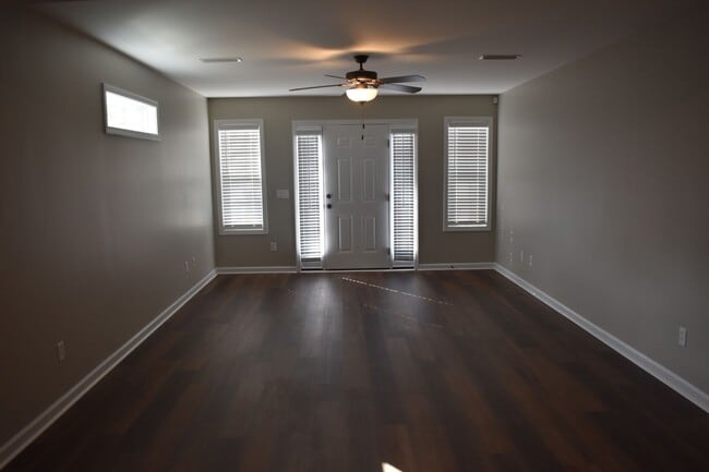 100 Jasmine Cir in Enterprise, AL - Building Photo - Building Photo