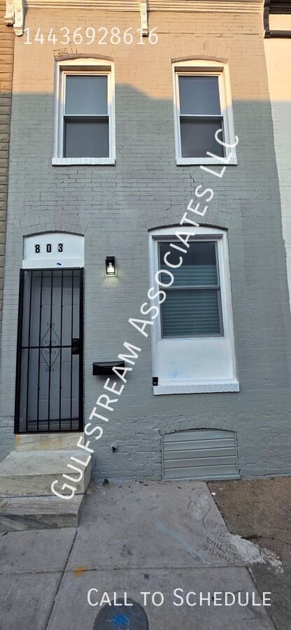 property at 803 N Port St