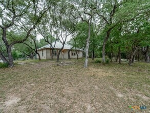 510 Maricopa Dr in Canyon Lake, TX - Building Photo - Building Photo
