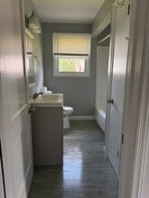 8 Greylock St in Westfield, MA - Building Photo - Building Photo