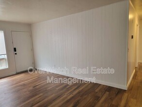 3925 E 9th Ave in Anchorage, AK - Building Photo - Building Photo