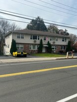 190 French St, Unit E in Watertown, CT - Building Photo