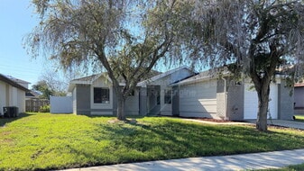 281 Chicago Woods Cir in Orlando, FL - Building Photo