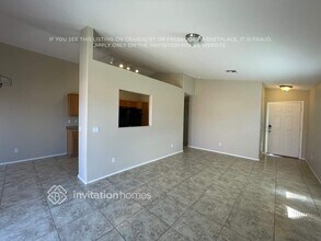 15508 W Port Royale Ln in Surprise, AZ - Building Photo - Building Photo