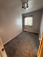 326 5th Ave SE in Cut Bank, MT - Foto de edificio - Building Photo