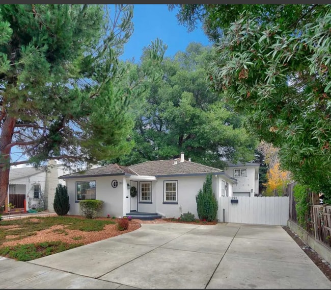 property at 781 Palo Alto Ave