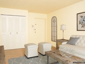 Edgewood Court in Pittsburgh, PA - Building Photo - Building Photo