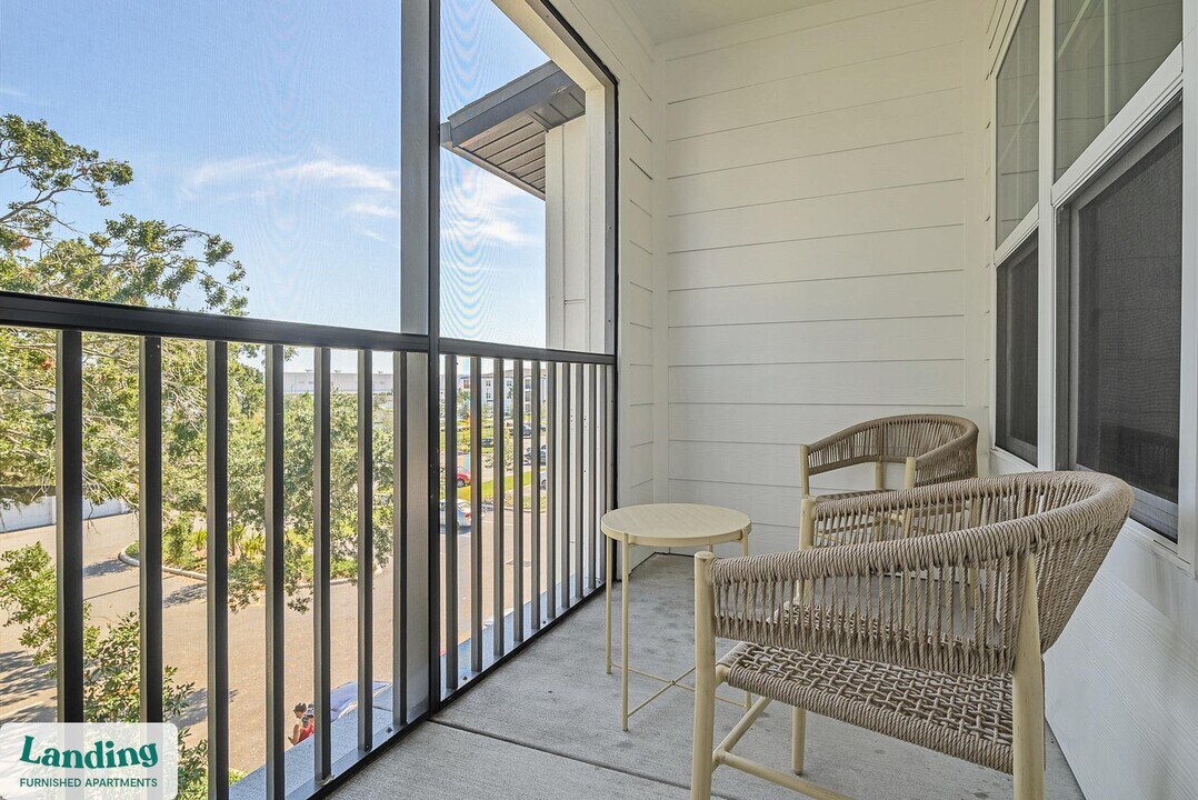 3060 Southcreek Blvd in Orlando, FL - Building Photo