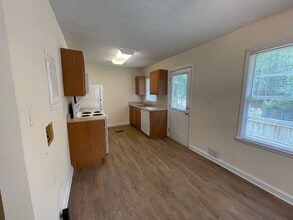 264 Osceola Ave in Bogart, GA - Building Photo - Building Photo